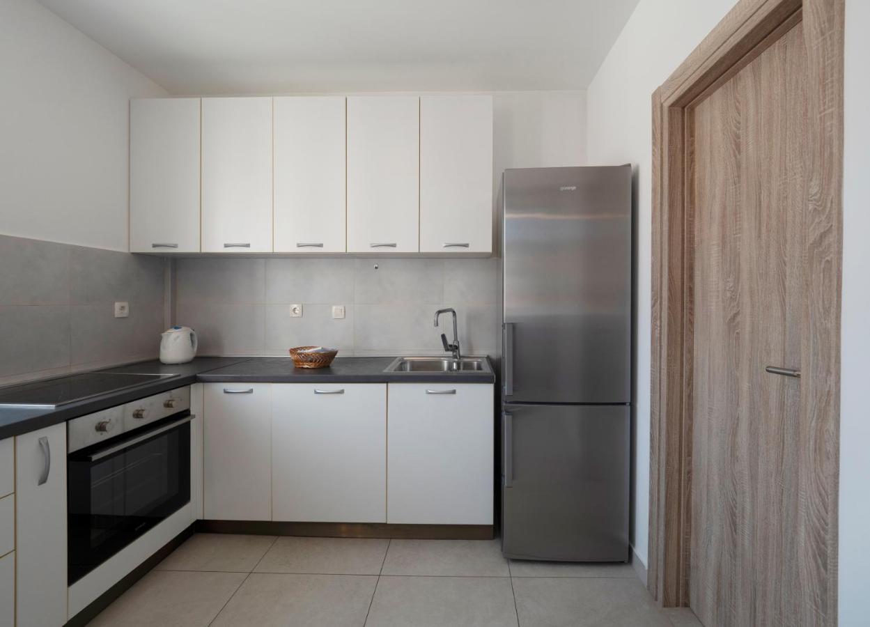 Family Three Bedroom Apartment Brando Budva Bagian luar foto