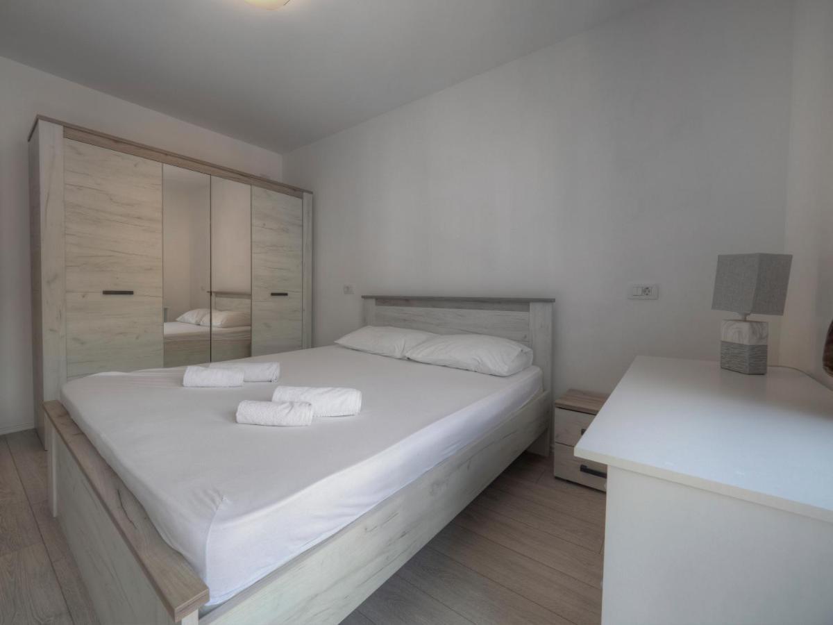 Family Three Bedroom Apartment Brando Budva Bagian luar foto