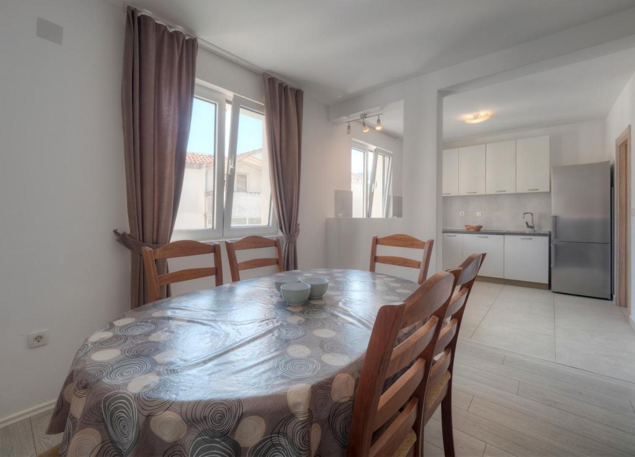 Family Three Bedroom Apartment Brando Budva Bagian luar foto